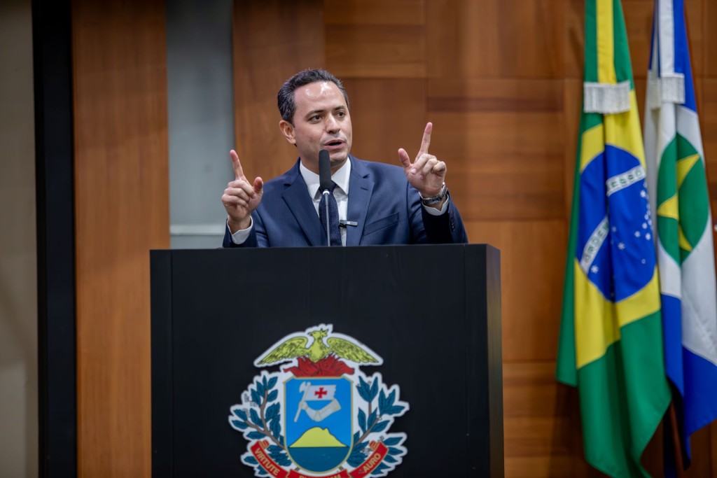 Diego Guimarães propõe fim de multas no centro de Cuiabá e área coberta no aeroporto para motoristas de aplicativo