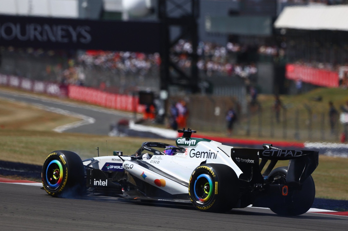 F1: McLaren estreará nova asa traseira na Bélgica