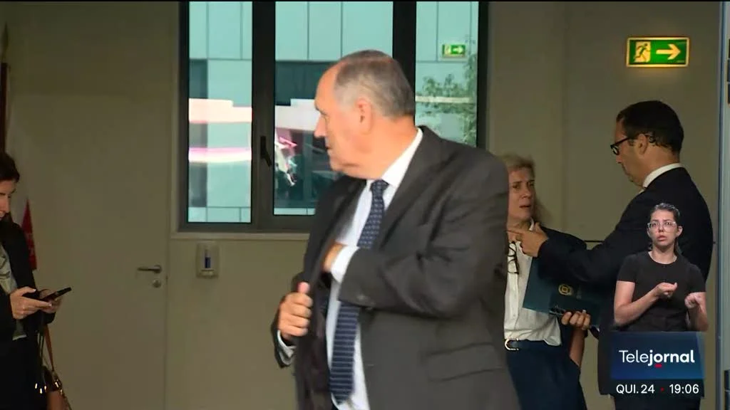 Ministra da Justiça mantém confiança no diretor nacional da PJ