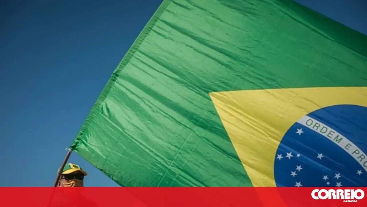Mais de 158 milhões de eleitores brasileiros aptos a votar nas eleições 2026
