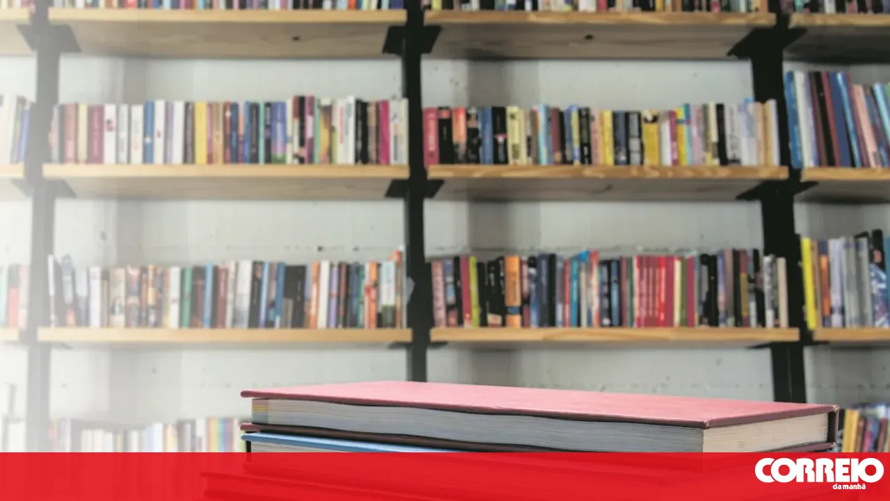 Livros que nos vão fazer companhia nesta temporada