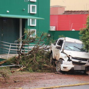 Vigilante morre após ser atingida por caminhonete conduzida por militar em Campo Grande
