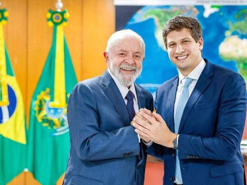 João Campos aposta na força do lulismo para conquistar votos na eleição para o governo de Pernambuco