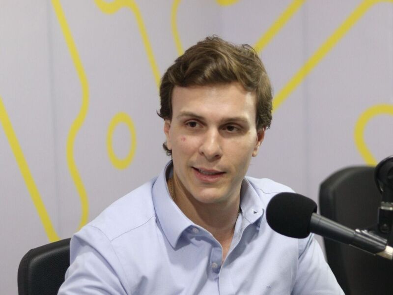 Miguel Coelho declara apoio a Flávio Bolsonaro no segundo turno