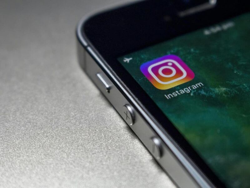 Instagram: Meta lança nova funcionalidade que permite adicionar fotos marcadas ao perfil; veja como