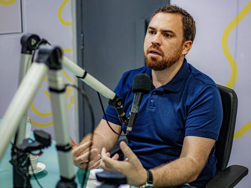 Técio Teles afirma que filiados do Novo que apoiam João Campos serão expulsos do partido