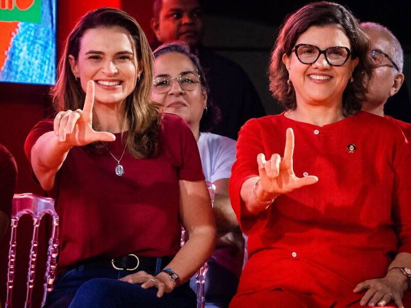 Tem mulher na liderança do Senado, celebra Marília Arraes