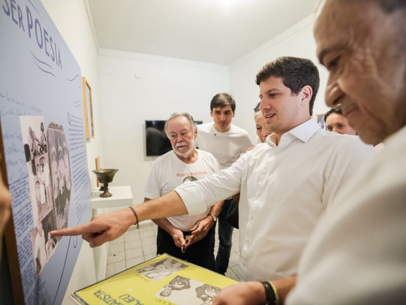 João Campos diz que apoio popular será decisivo e prevê "caminhada vitoriosa" em 2026