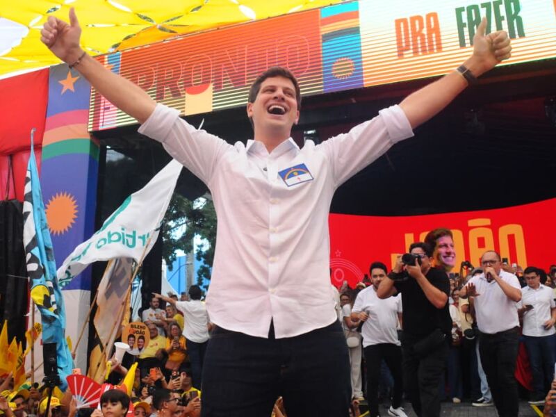 PSB lança candidatura de João Campos ao governo de Pernambuco