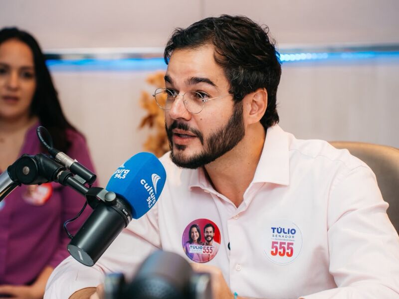 Túlio defende gestão Raquel Lyra e propõe que União assuma educação básica