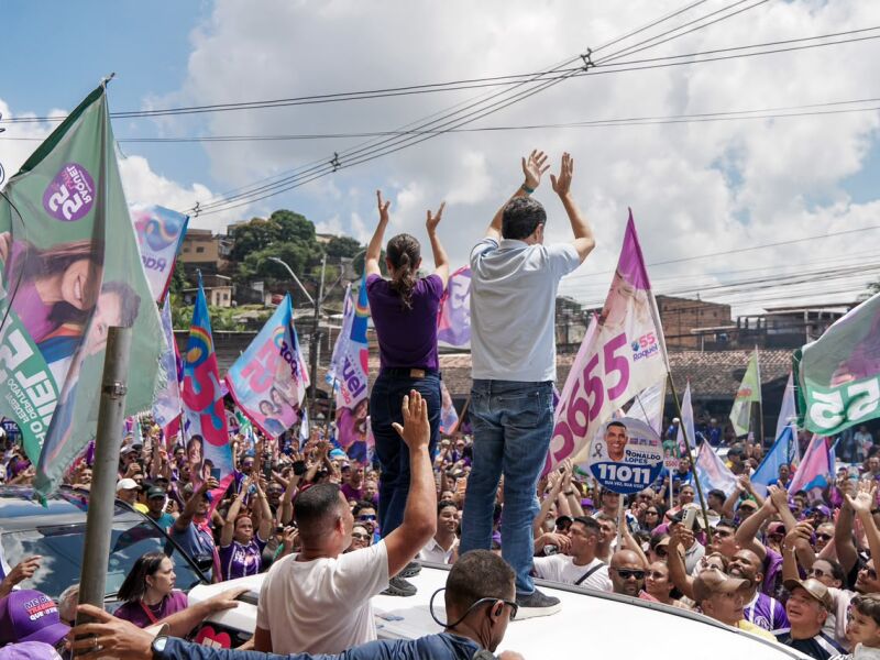 Eduardo da Fonte participa de caminhada e panfletaço com Raquel Lyra em Nova Descoberta