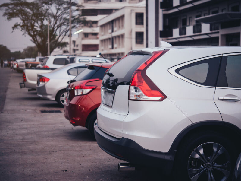Carros no Brasil estão menos coloridos? Entenda por que os tons neutros ganharam espaço