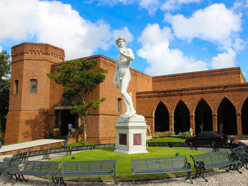 Instituto Ricardo Brennand, no Recife, recebe exposição diretamente de São Paulo