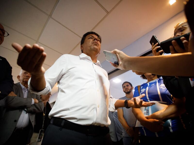 "Não preciso de andor para andar na rua", reage Mendonça Filho, após derrota na Justiça Eleitoral