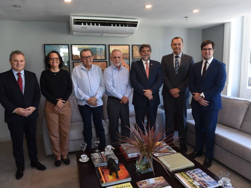 Vice-presidente do TST, ministro Guilherme Caputo visita a Folha de Pernambuco
