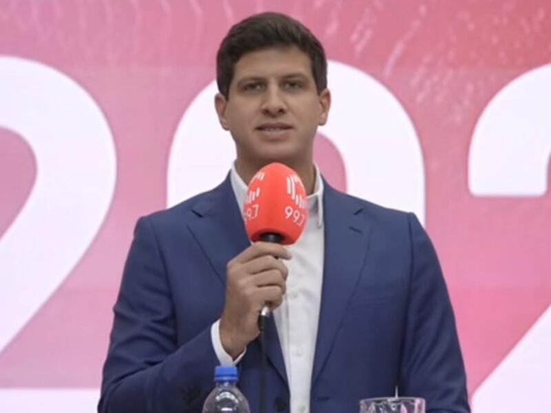 João Campos propõe contratar mais de 8 mil policiais para reforçar a segurança em Pernambuco