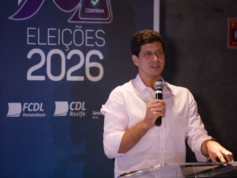 Eleição presidencial está encortinada por outros assuntos, diz João Campos