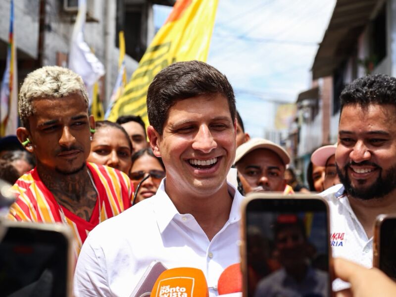 João Campos destaca apoio de Lula e importância da visita do presidente ao Recife