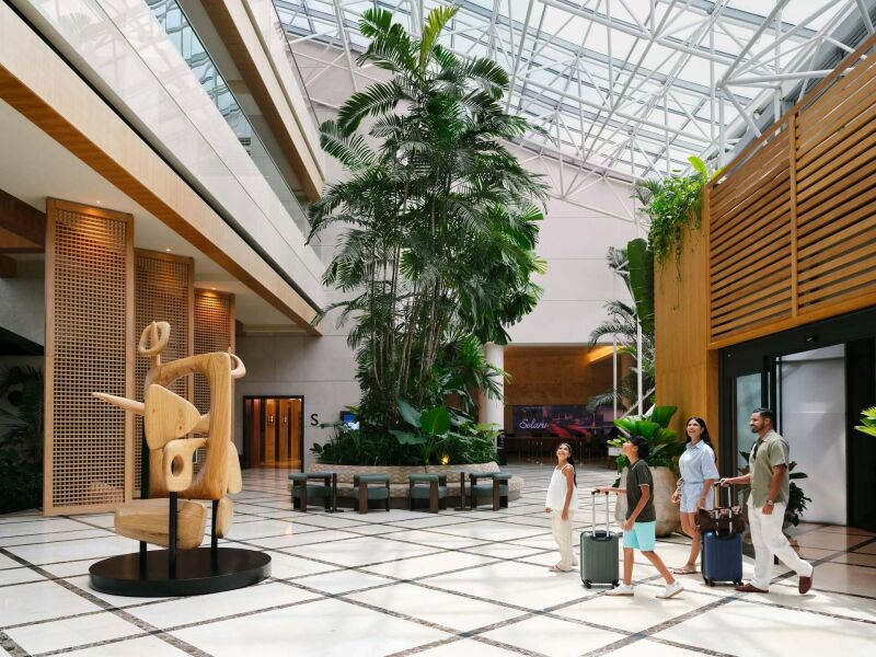 Relatório de Tendências da Hilton para 2027 revela por que os viajantes estão escolhendo equilíbrio