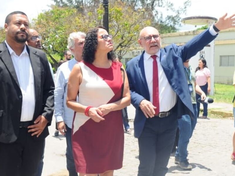 Ministra da Ciência, Tecnologia e Inovação do Brasil anuncia R$ 40 milhões para a UFPE