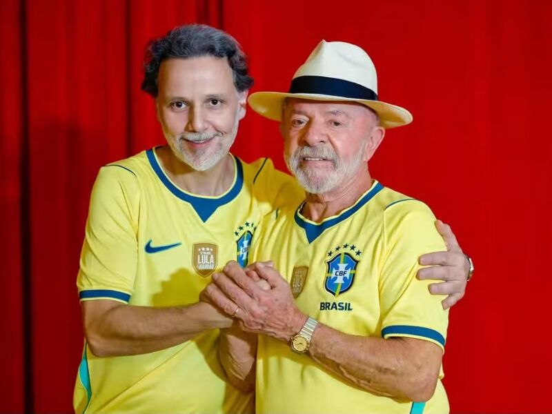 Coordenador do Prerrogativas, Marco Aurélio Carvalho participa de ato da democracia no Recife