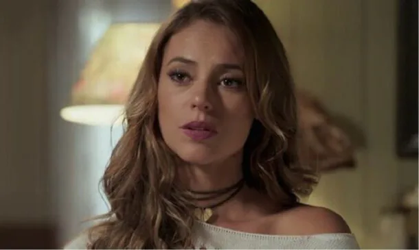 Além do Tempo: Felipe entra em desespero após Melissa desaparecer com Alex e seguir para o Rio