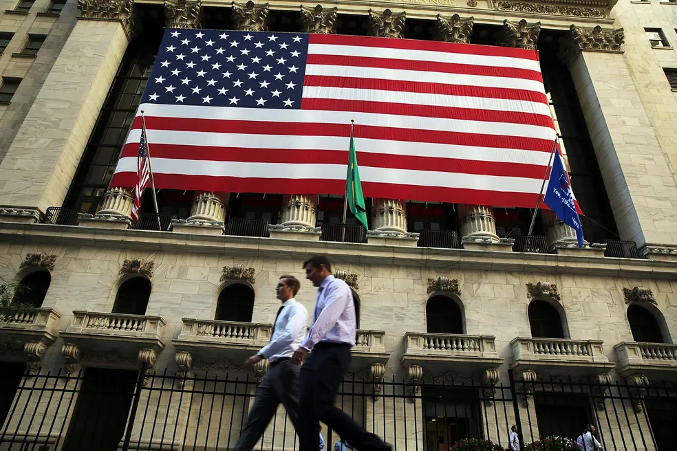 Nos EUA, índice de atividade industrial Empire State sobe a 15,6 em julho