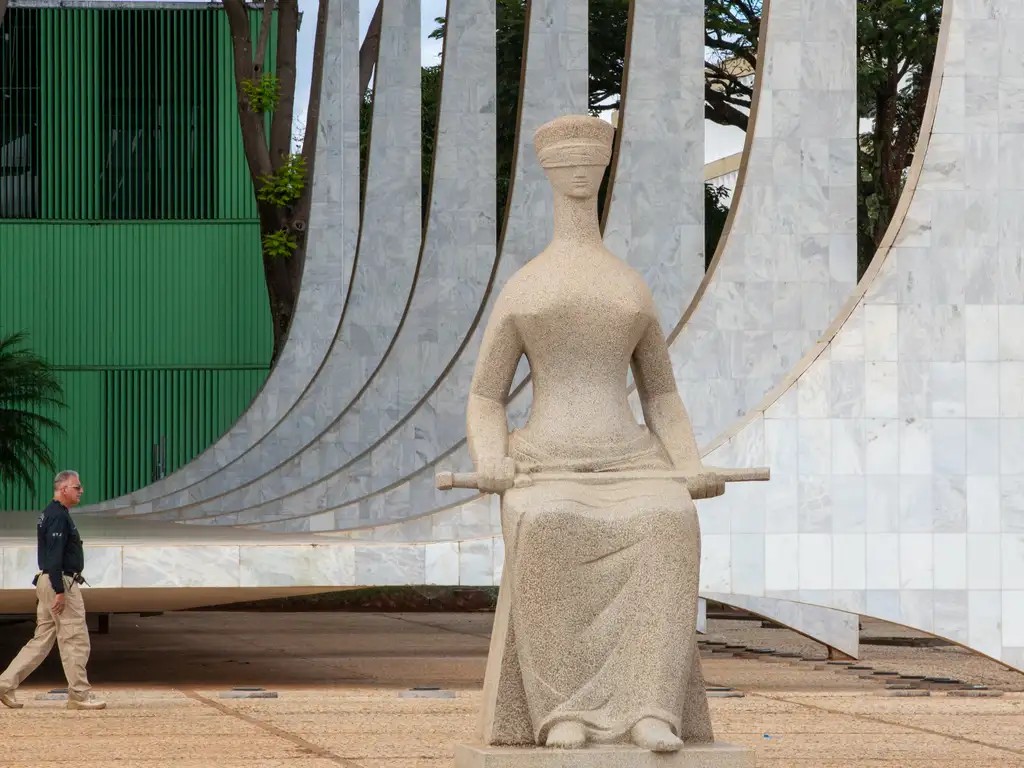 SC volta a tentar mudar política de cotas raciais meses após derrota no Supremo