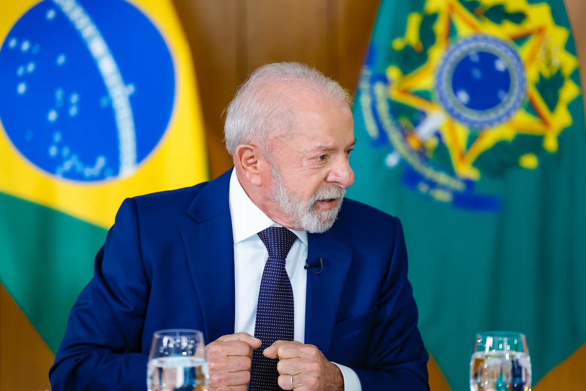 Lula sanciona marco legal do transporte público coletivo urbano