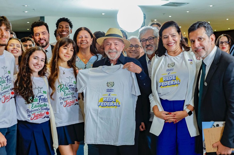 Lula participa de premiação da Obmep no Rio de Janeiro