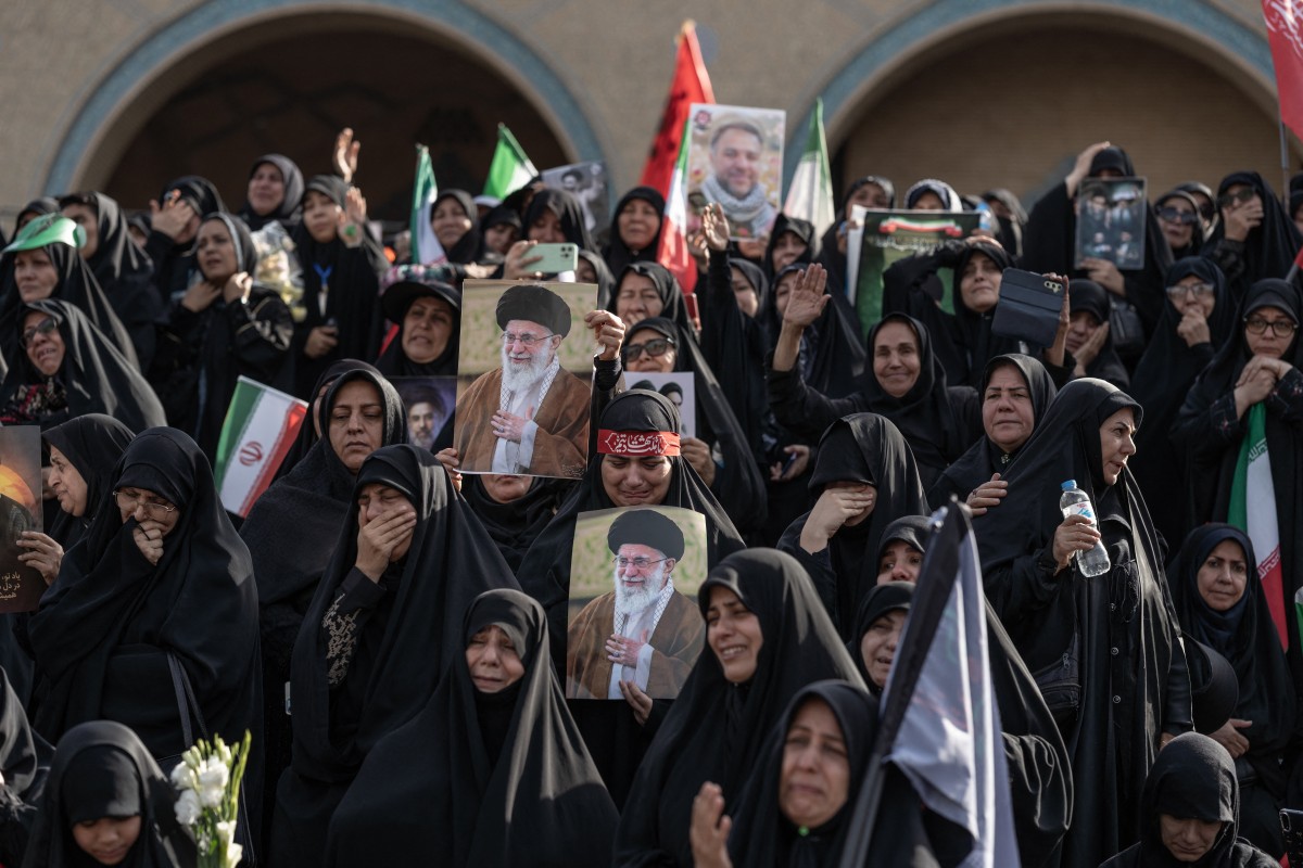 Teerã inicia funeral de Estado de Ali Khamenei