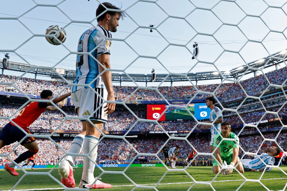 Nunca o Brasil secou tanto a Argentina como nesta final da Copa do Mundo