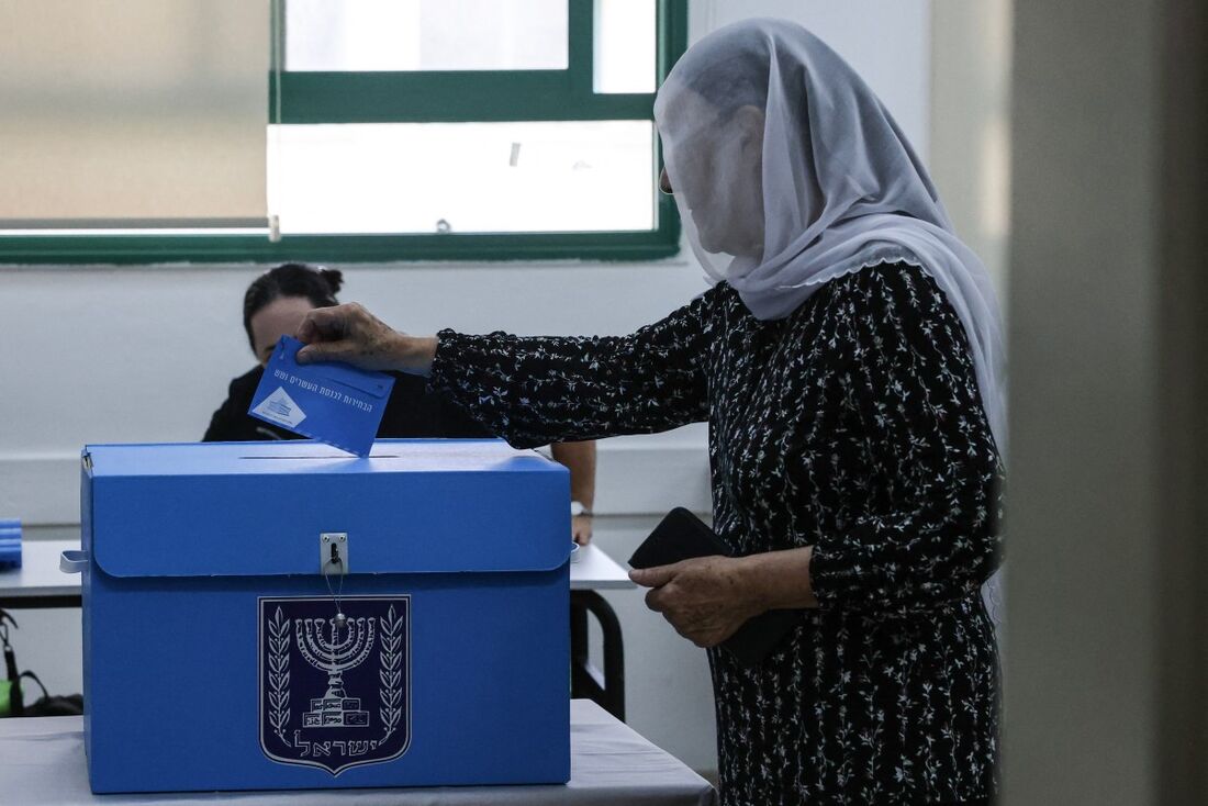 Partidos árabes batem recorde em Israel e podem decidir futuro de Netanyahu