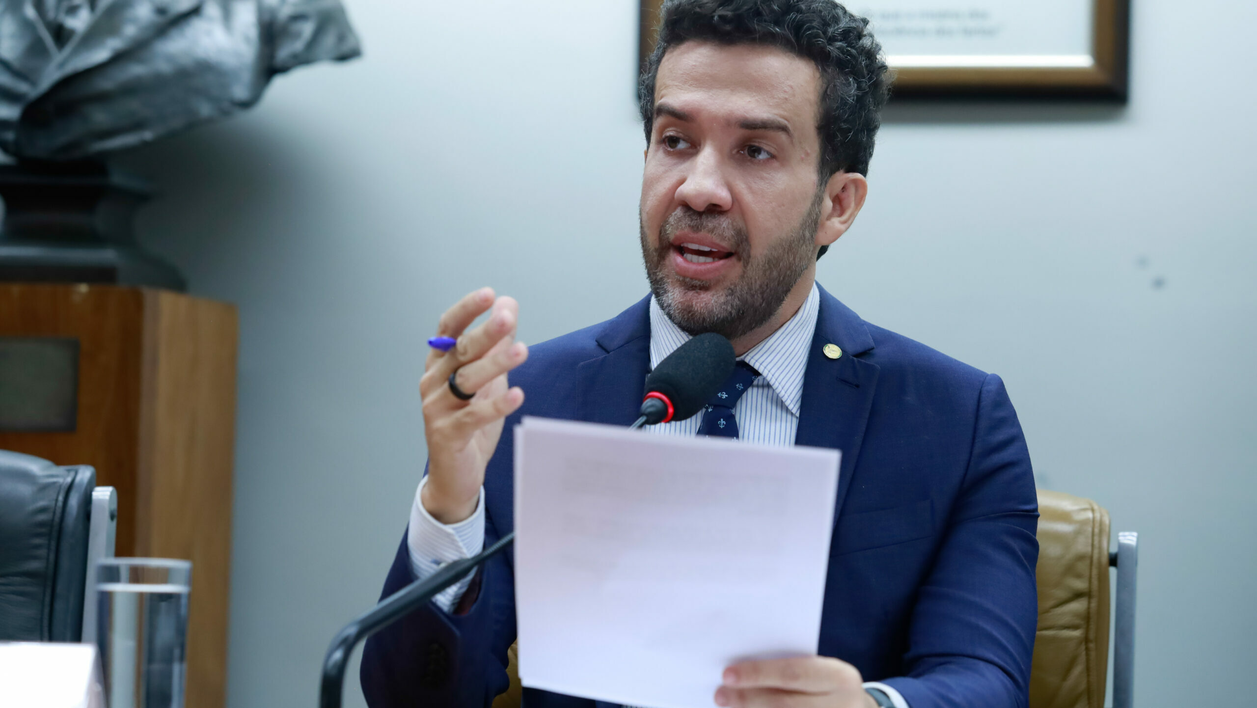 Janones quer acabar com o bolsonarismo. Ele vai conseguir?