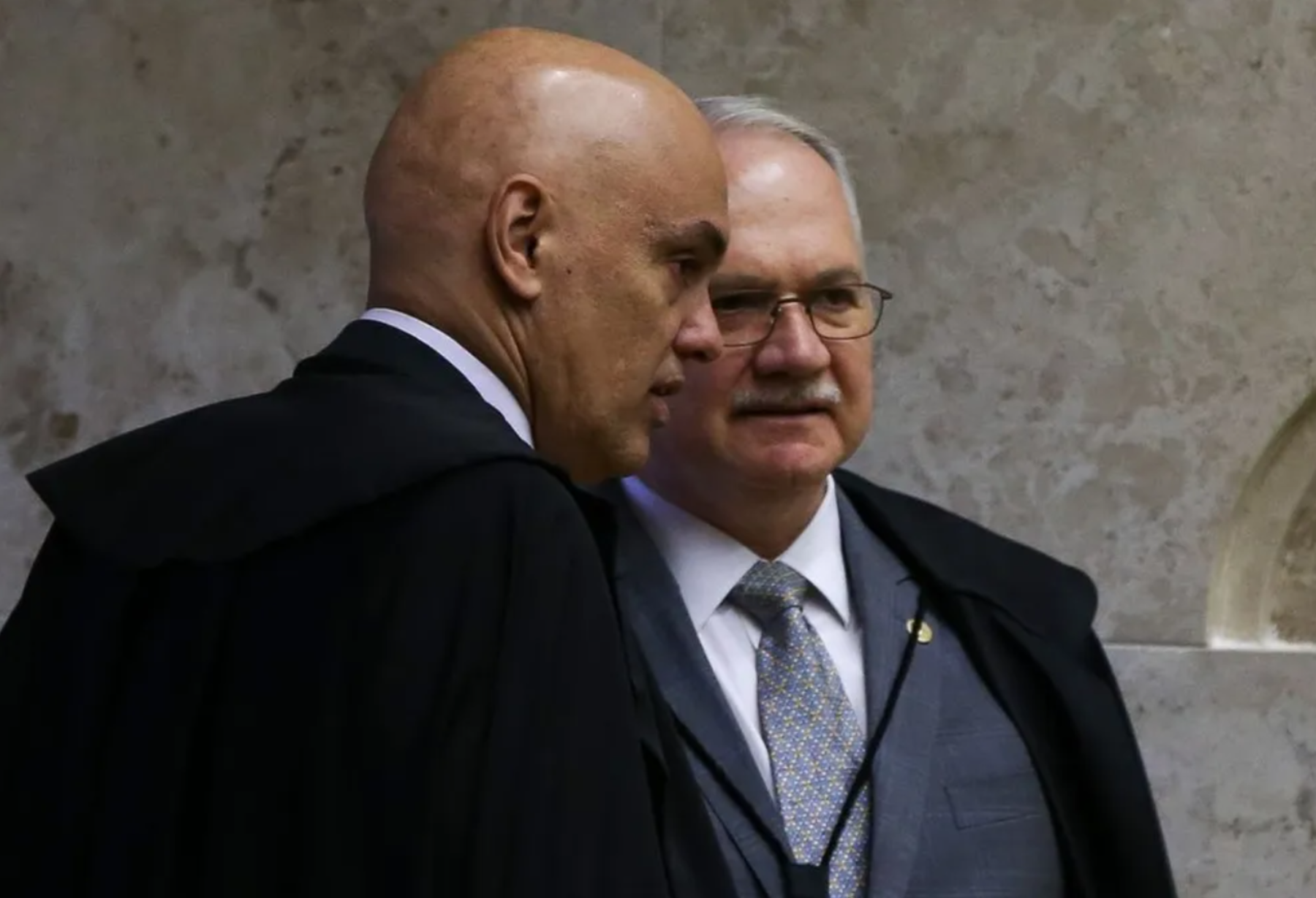 A possível solução de Fachin para a crise no STF