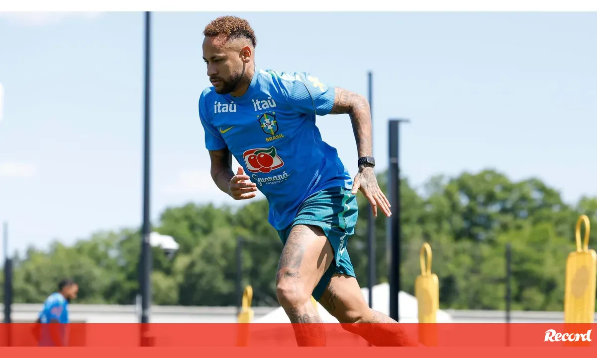 Aí está Neymar: Craque está recuperado e pode somar minutos frente à Escócia