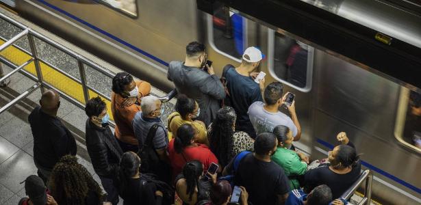 Setor de serviços patina e abre caminho para nova queda dos juros