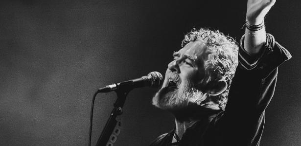 Glen Hansard, vencedor do Oscar, morre aos 56 anos em acidente de moto