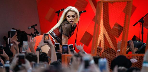 Rock in Rio: Pabllo Vittar volta à palco do Itaú 9 anos após show surpresa