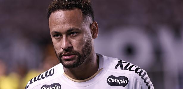 Neymar é relacionado, mas não enfrenta o Palmeiras hoje