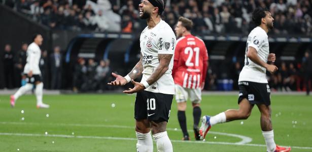 Memphis opta por nao falar após penalti e vai gerar multa ao Corinthians