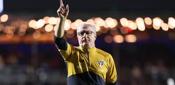 Dorival prioriza renovação ao financeiro e quer ficar no São Paulo em 2027
