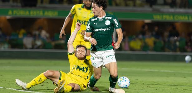 Palmeiras empata com o Mirassol e dá brecha para o Flamengo encostar