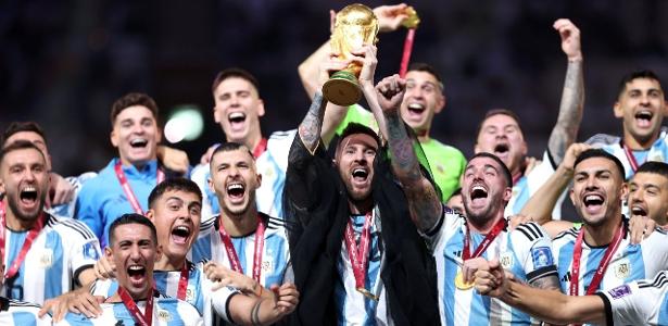 Há 10 anos, Messi 'aposentava' da seleção; o que mudou desde então