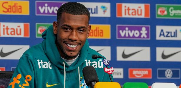 Rayan vê Copa como um sonho e brinca com Diniz: 'Se deixar, liga todo dia'