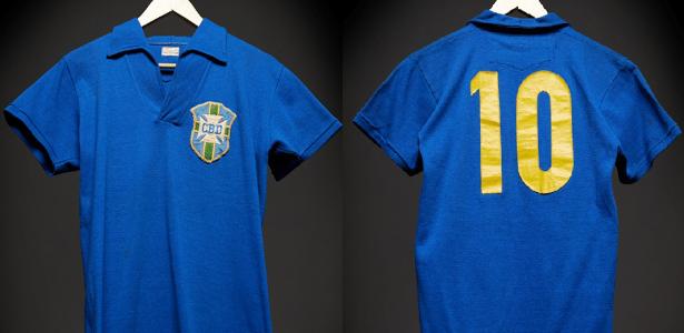Camisa 2 da seleção é azul por causa da Padroeira Nossa Senhora Aparecida?