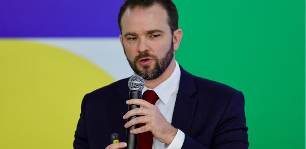 Durigan diz ver 'silêncio retumbante' da oposição em propostas econômicas