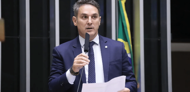 Zucco é eleito governador do RS no 1º turno com maioria dos votos