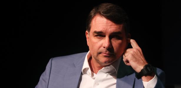 Centrão não sente em Flávio Bolsonaro o aroma do poder