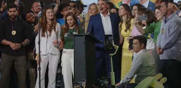 Convenção de Flávio usa vídeo em IA para mandar mensagem de Bolsonaro